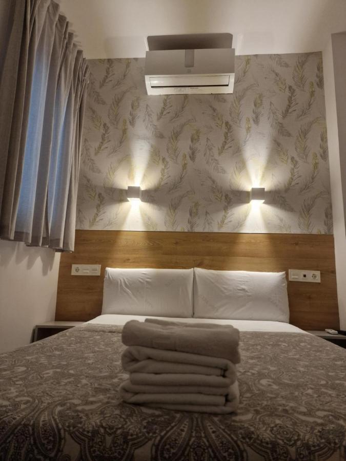 Hostal Esparteros Madrid Eksteriør bilde