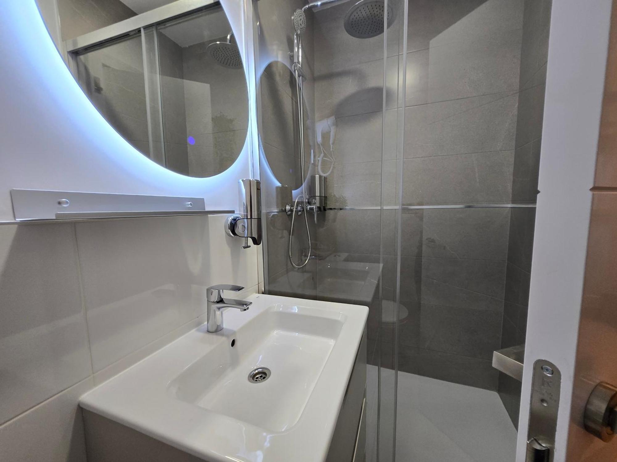 Hostal Esparteros Madrid Eksteriør bilde