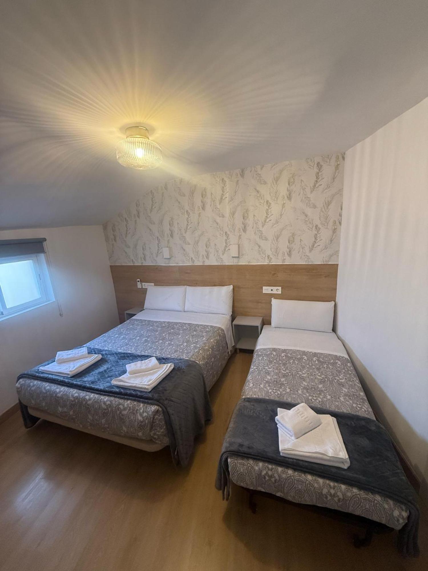 Hostal Esparteros Madrid Eksteriør bilde