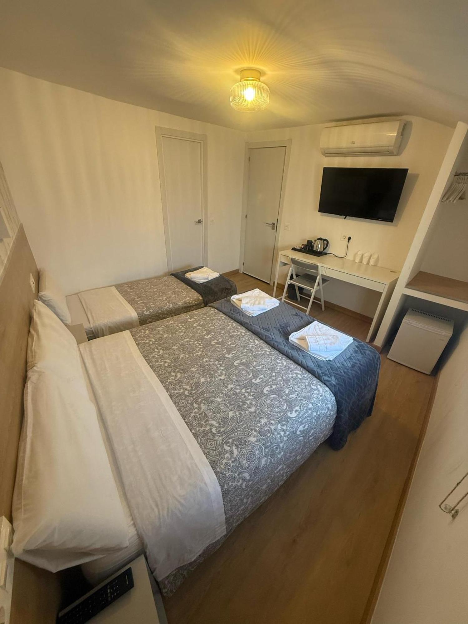 Hostal Esparteros Madrid Eksteriør bilde